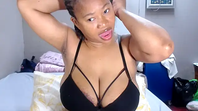 Snapshot of BigAreola26 chatting on 04.24.26 BigAreola26 online show from 04.24.26