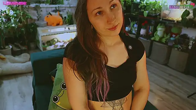 Dead Butterfly online show from 03.31.26