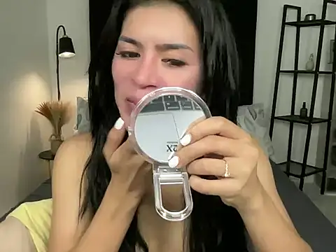 Snapshot of your_bianca69 chatting on 03.18.25 your bianca69 online show from 03.18.25