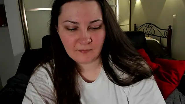 Snapshot of MarySwon chatting on 03.03.25 MarySwon online show from 03.03.25