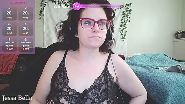 Snapshot of JessaBella chatting on 05.04.26 JessaBella online show from 05.04.26