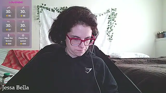 Snapshot of JessaBella chatting on 05.08.26 JessaBella online show from 05.08.26