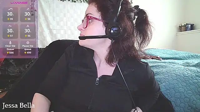 Snapshot of JessaBella chatting on 05.11.26 JessaBella online show from 05.11.26