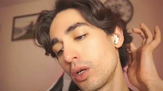 AlanDeNavarre online show from 02.19.25