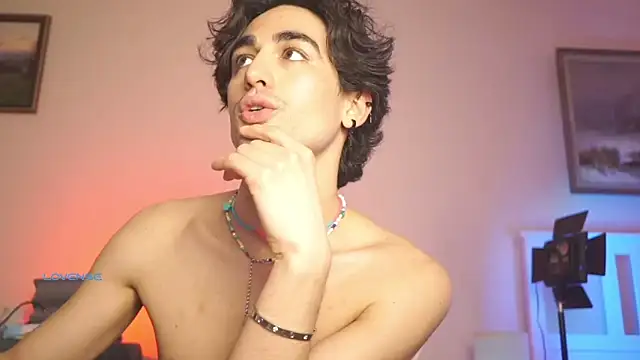 AlanDeNavarre online show from 03.05.25