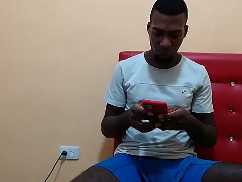 Snapshot of kurtbigcock chatting on 02.09.25 kurtbigcock online show from 02.09.25