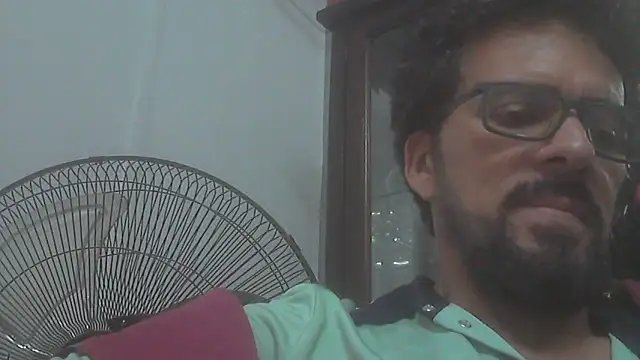 Snapshot of el_principe_hot chatting on 05.27.26 el principe hot online show from 05.27.26