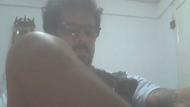 Snapshot of el_principe_hot chatting on 06.15.26 el principe hot online show from 06.15.26