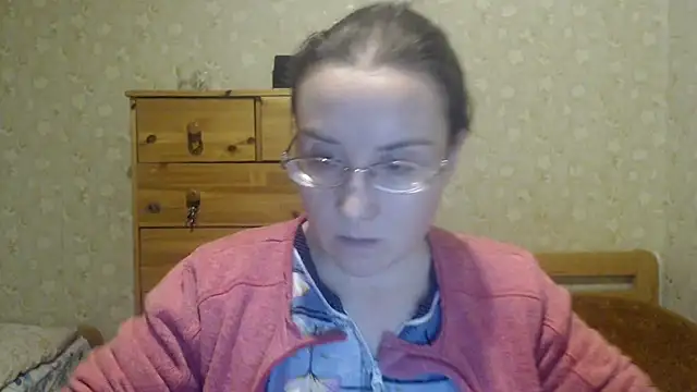 Snapshot of Smart_Rose chatting on 01.30.25 Smart Rose online show from 01.30.25