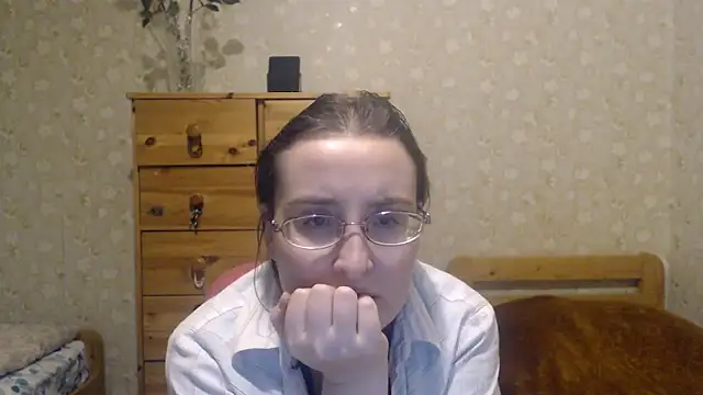 Snapshot of Smart_Rose chatting on 02.04.25 Smart Rose online show from 02.04.25