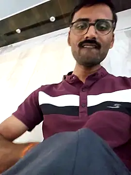 Snapshot of krishna8035 chatting on 03.16.25 krishna8035 online show from 03.16.25