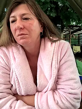 Snapshot of Natali_UA chatting on 09.17.25 Natali UA online show from 09.17.25