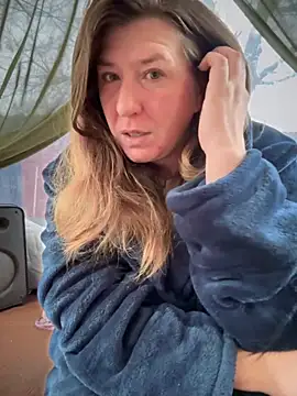 Natali UA online show from 10.28.25