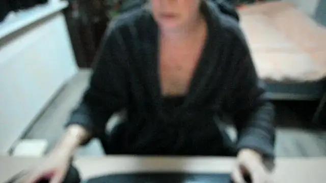 minoesje37 online show from 02.20.25