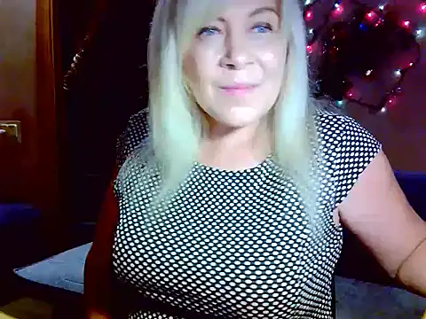 AgoniA7 online show from 12.20.25