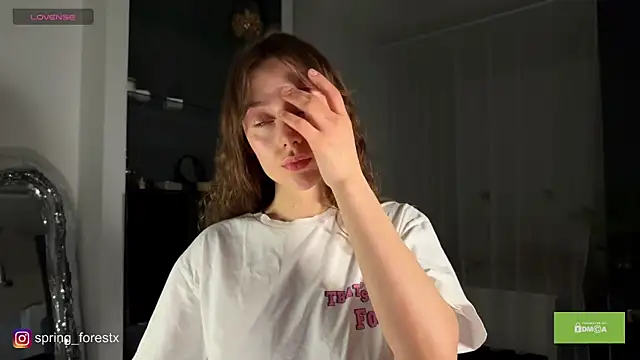 Snapshot of spring_forest chatting on 03.27.26 spring forest online show from 03.27.26