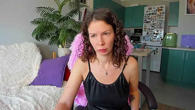 ChristinaGlory online show from 03.30.26