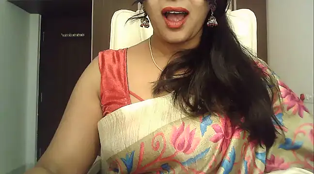 Snapshot of Spandana_Sweety chatting on 01.12.25 Spandana Sweety online show from 01.12.25
