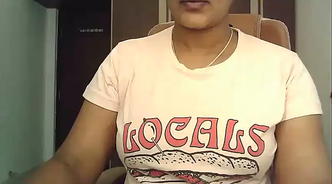 Snapshot of Spandana_Sweety chatting on 03.01.25 Spandana Sweety online show from 03.01.25