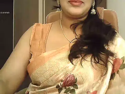 Snapshot of Spandana_Sweety chatting on 12.01.25 Spandana Sweety online show from 12.01.25