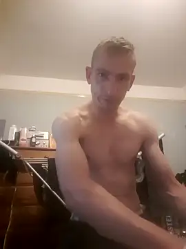 Snapshot of SexyMan2020ka chatting on 10.16.25 SexyMan2020ka online show from 10.16.25