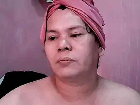 Snapshot of HottyLeciousCum chatting on 04.20.26 HottyLeciousCum online show from 04.20.26