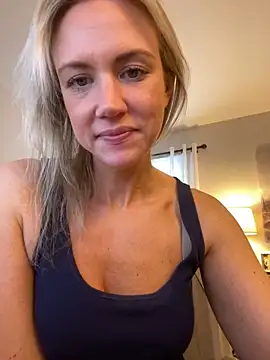 Kay Cakes online show from 12.02.24