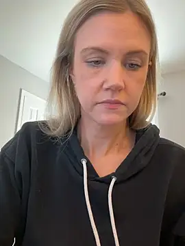 Kay Cakes online show from 02.04.26