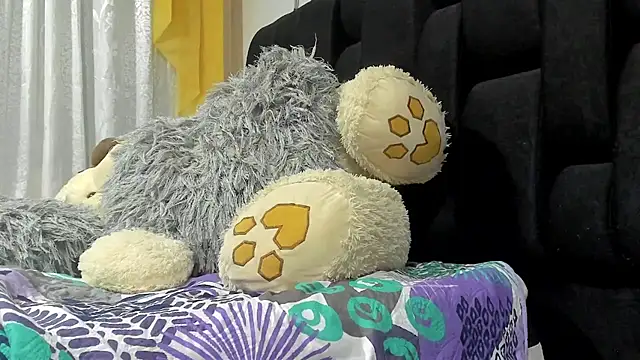 SandraGoldstein online show from 03.15.25