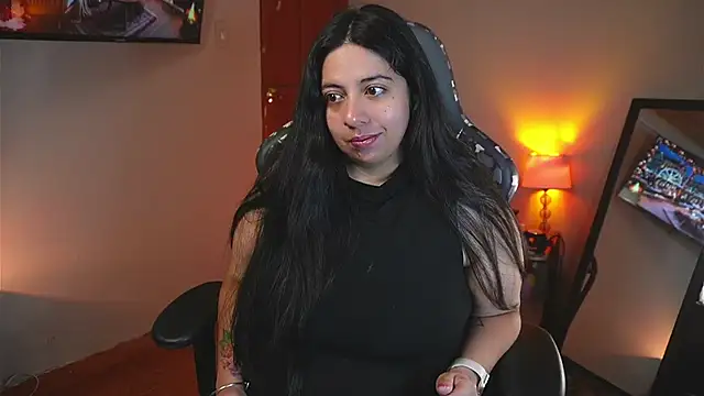 coraline latin online show from 11.23.25