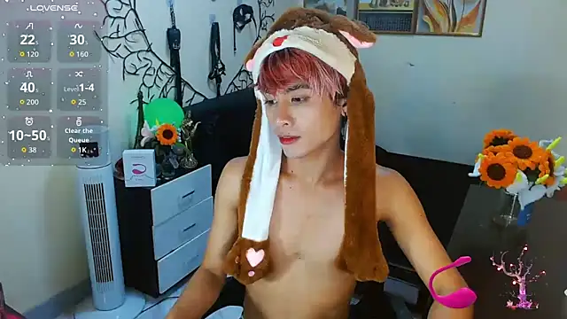 WildestTwink online show from 10.15.25