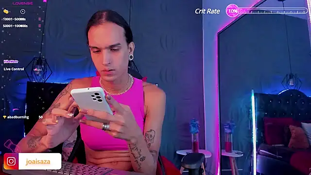 Snapshot of joaisaza chatting on 02.10.25 joaisaza online show from 02.10.25