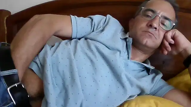Snapshot of CarlosRocha73 chatting on 06.08.26 CarlosRocha73 online show from 06.08.26