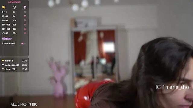 Snapshot of LAUREL_HAZEL chatting on 02.09.26 LAUREL HAZEL online show from 02.09.26