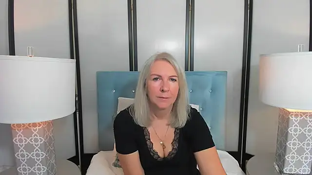 EricaTop online show from 10.12.25