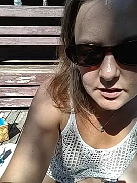 Snapshot of SwedishJennifer chatting on 07.09.26 SwedishJennifer online show from 07.09.26