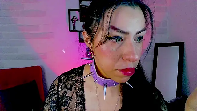 sky girl1 online show from 10.17.25