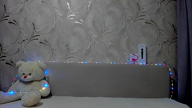 Malika Lisan online show from 02.27.25