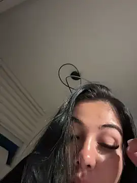 adrianalobo online show from 03.29.26