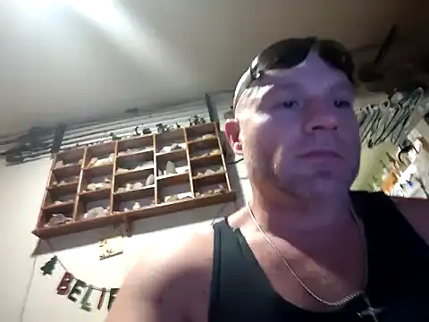 Snapshot of lilpervt chatting on 05.05.26 lilpervt online show from 05.05.26