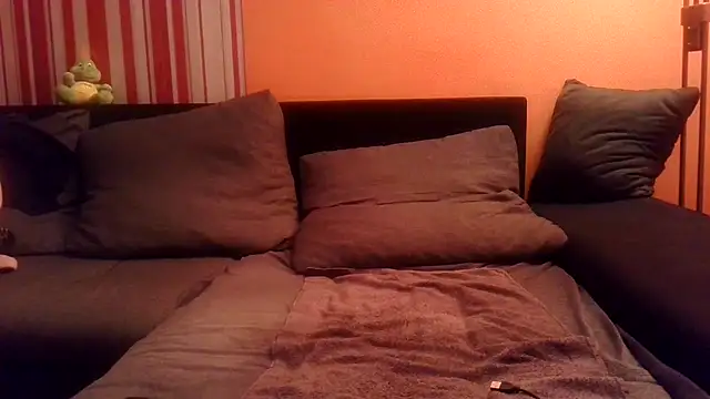 Snapshot of Deborah chatting on 02.24.26 Deborah online show from 02.24.26