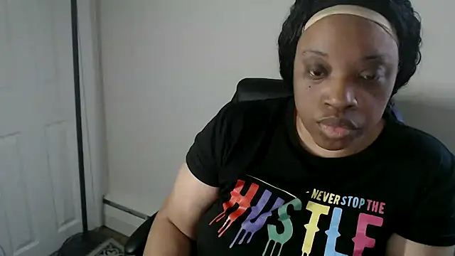 Snapshot of Sexymona1218 chatting on 03.13.26 Sexymona1218 online show from 03.13.26