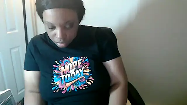 Snapshot of Sexymona1218 chatting on 03.22.26 Sexymona1218 online show from 03.22.26