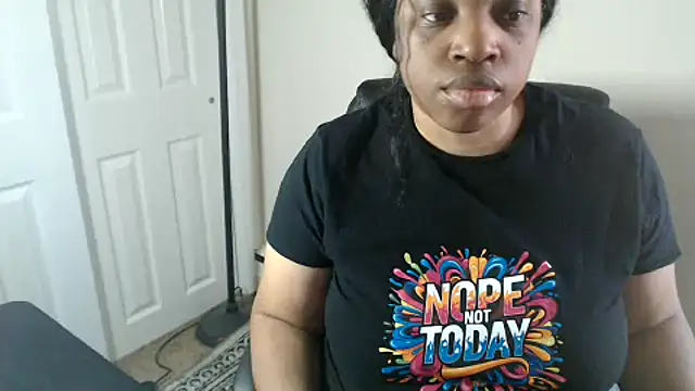 Snapshot of Sexymona1218 chatting on 03.22.26 Sexymona1218 online show from 03.22.26