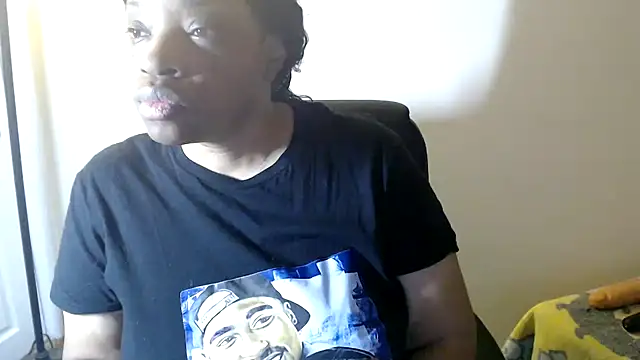 Snapshot of Sexymona1218 chatting on 04.07.26 Sexymona1218 online show from 04.07.26