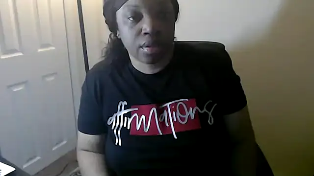 Sexymona1218 online show from 05.19.26