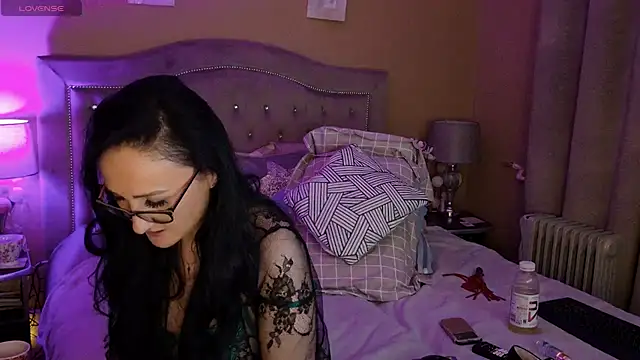 lara heaven online show from 01.19.25