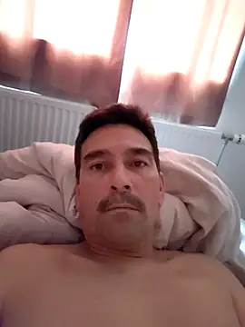 Snapshot of dick81 chatting on 06.21.26 dick81 online show from 06.21.26