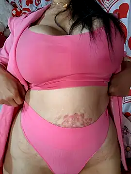 Snapshot of sweetieme chatting on 02.08.26 sweetieme online show from 02.08.26