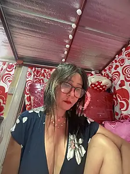 Snapshot of sweetieme chatting on 02.20.26 sweetieme online show from 02.20.26